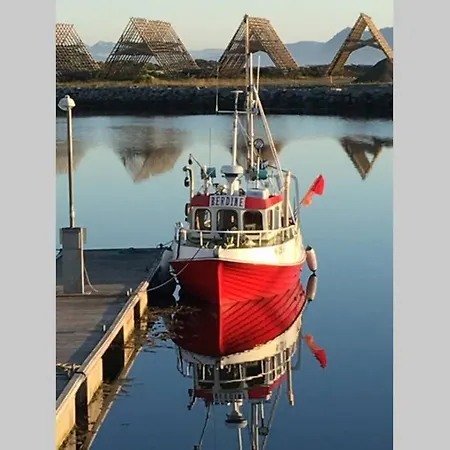 Lofoten, Laukvik. Apartment. * Laukvik